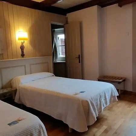 Hotel De 2*
