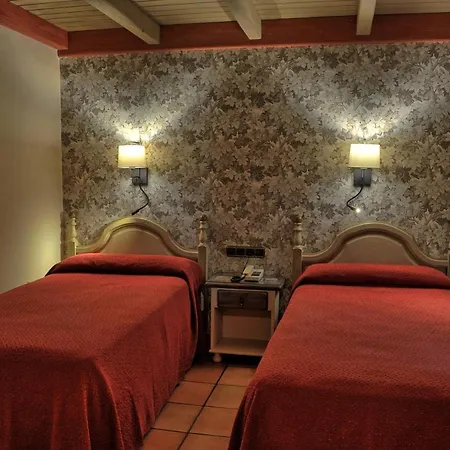 De Hotel 2*